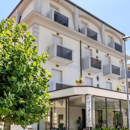 Hotel Tiglio Rimini Eksteriør bilde