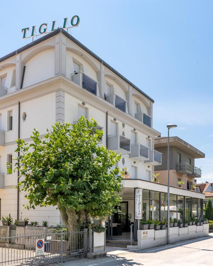 Hotel Tiglio Rimini Eksteriør bilde