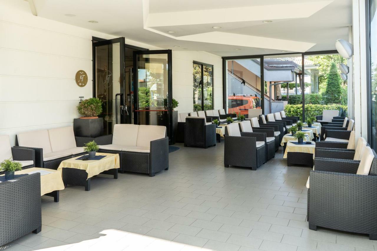 Hotel Tiglio Rimini Eksteriør bilde