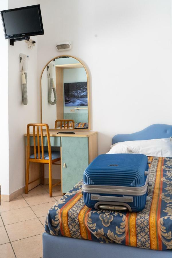 Hotel Tiglio Rimini Eksteriør bilde