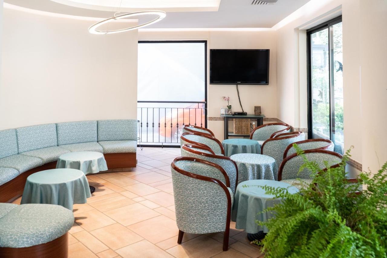 Hotel Tiglio Rimini Eksteriør bilde